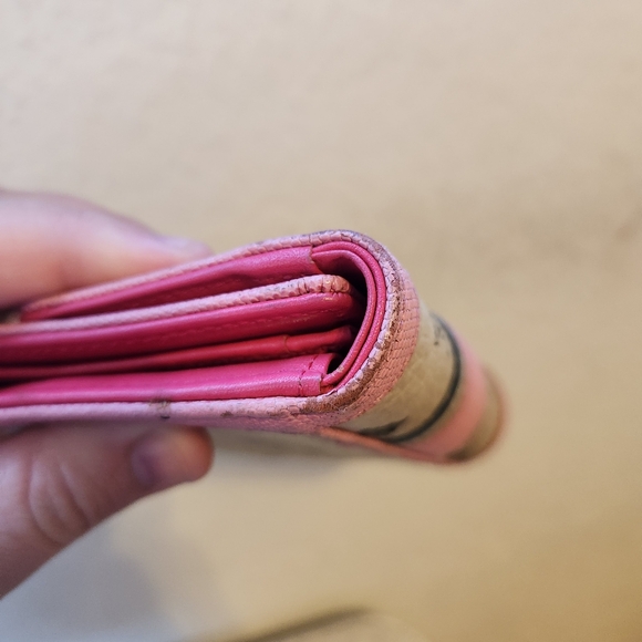 💯 AUTHENTIC MCM WALLET - Picture 6 of 16